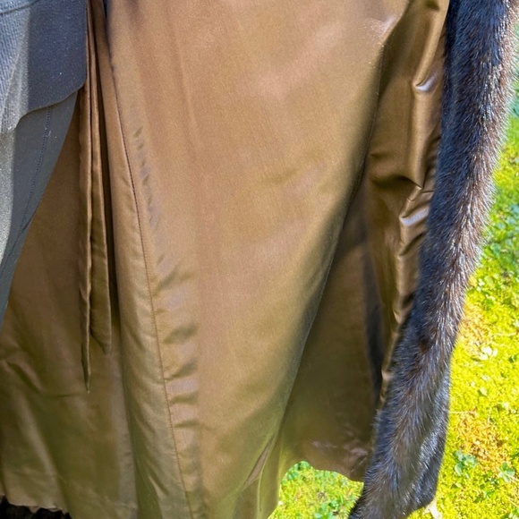 Mink Coat - Full Length Vintage, Excellent Condition - SALE - Picture 10 of 11